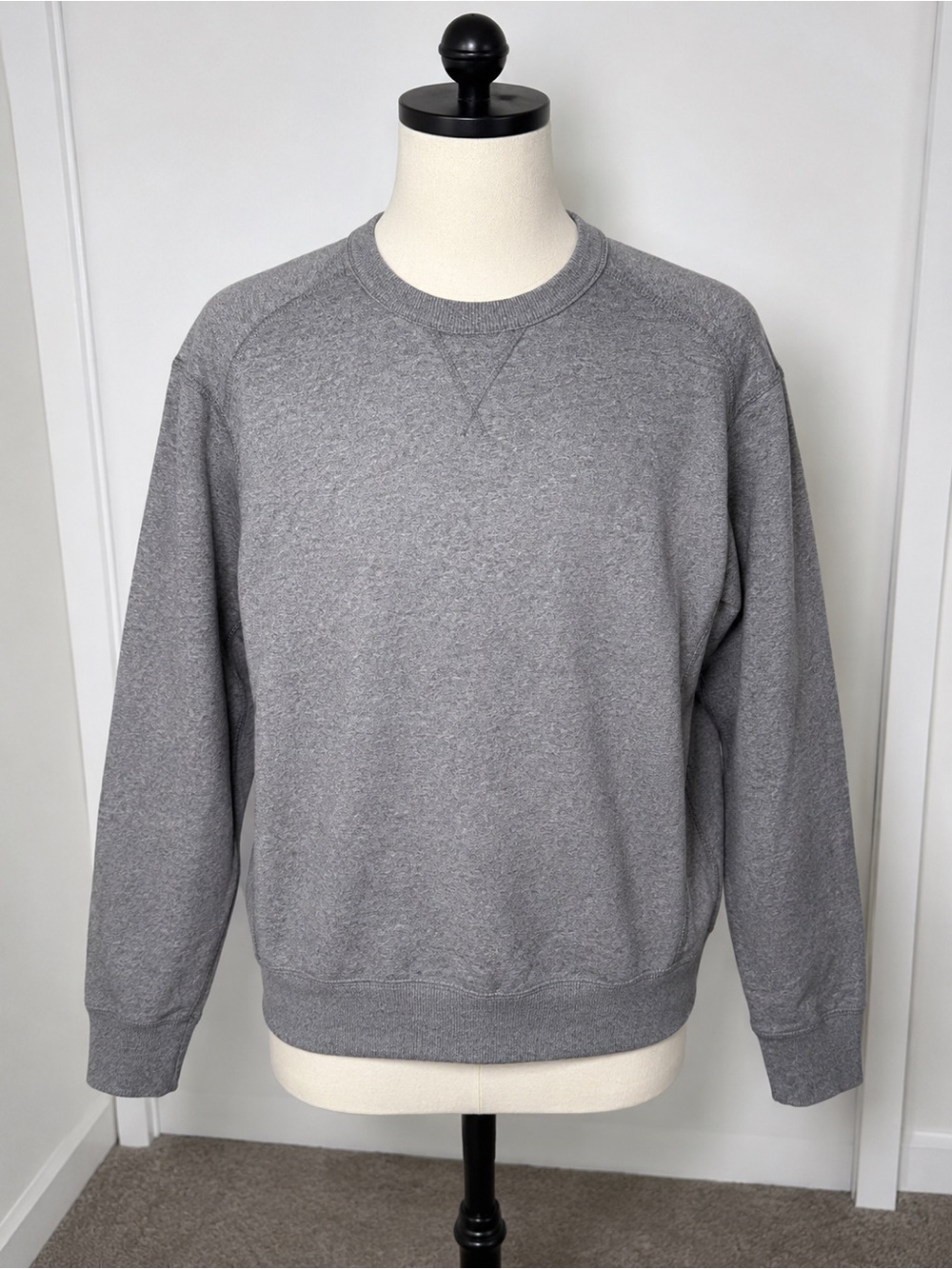 G.H. Bass & Co Men’s Charcoal Gray Crewneck Sweatshirt XL Pullover Casual Basic